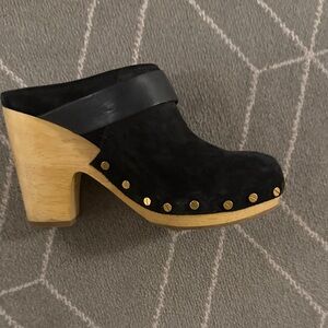 Veronica Beard Black and Tan Clogs with Gold Studs